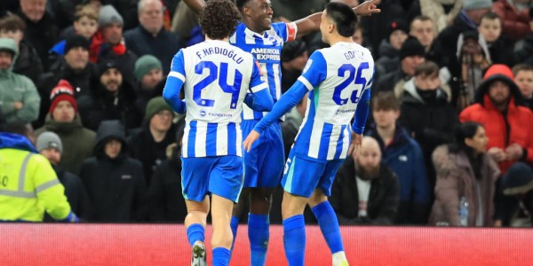 曼联足总杯出局已无借口：老特拉福德的冬日警钟