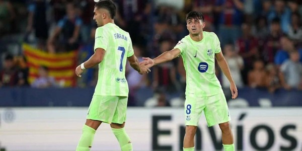 佩德里远射绝技当选西甲月度最佳逆转莱万特一锤定音