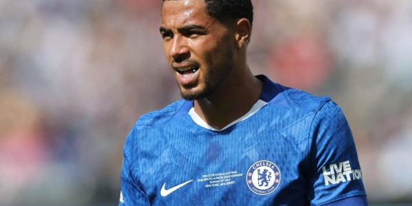 科尔维尔重伤！切尔西豪购2亿欧巨兽，图赫尔：这才是蓝军未来