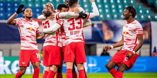 德甲保级VS争四：圣保利残阵死守VS莱比锡客场破局