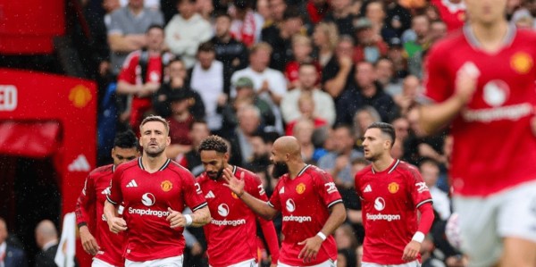 英超最新积分战报：曼联桑德兰纷纷绝杀，热刺爆冷，纽卡3场不胜