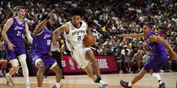 夏联综述：布朗尼17+5+5湖人输德比 河村勇辉两双